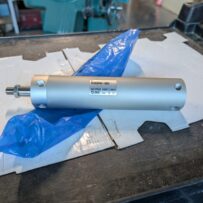 Used SMC Pneumatic Cylinder NCDGBN40-0500 145 PSI New IN original Bag