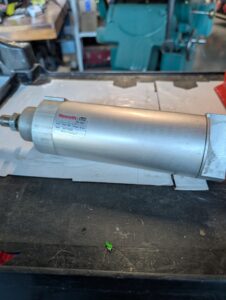 Used Rexroth Pneumatic Cylinder 5217135020 10 Bar Max