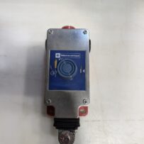 Used Telemecanique Emergency Stop Trip Limit Switch XY2CH 13270