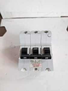 Used Stab Lok Triple Throw Circuit Breaker Switch 240