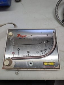Used Dwyer Mark 2 Model  25 Manometer Water Control unit