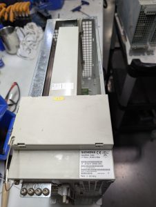 Used Siemens Sinumerik 810D  LT-Modul 2-15A+1-50A 6FC5447-0AA00-0AA1