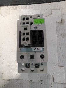 Used Siemens 3RT1035-3B Power Contactor With 3RH1921-2CA01 Auxiliary Switch