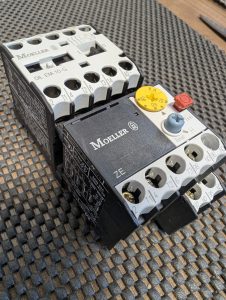 Used Moeller DIL-10-G Miniature Contactor With ZE-10 Overload Relay