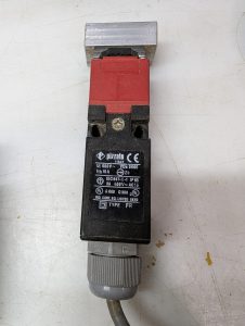 Used Pizzato FR Limit Switch With Pull E Tab