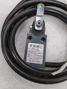 Used Pizzato FA-4631-2DN Limit Switch With Actuator Arm