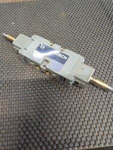 Used Bosch 0820-022-502 Solenoid Double Acting Pneumatic Control Valve