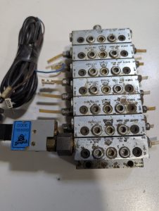 Used Drops-A 1655059 Solinoid Switch & Manifold