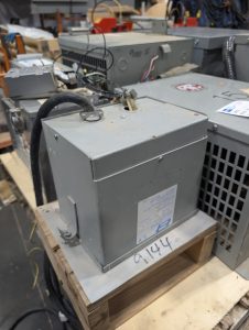 Used Beaver BE-2-52601-2 6KVA 3 Phase 3PH 208V -240V Auto-transformer